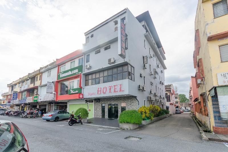 Oyo 1010 Skudai Hotel Exteriör bild